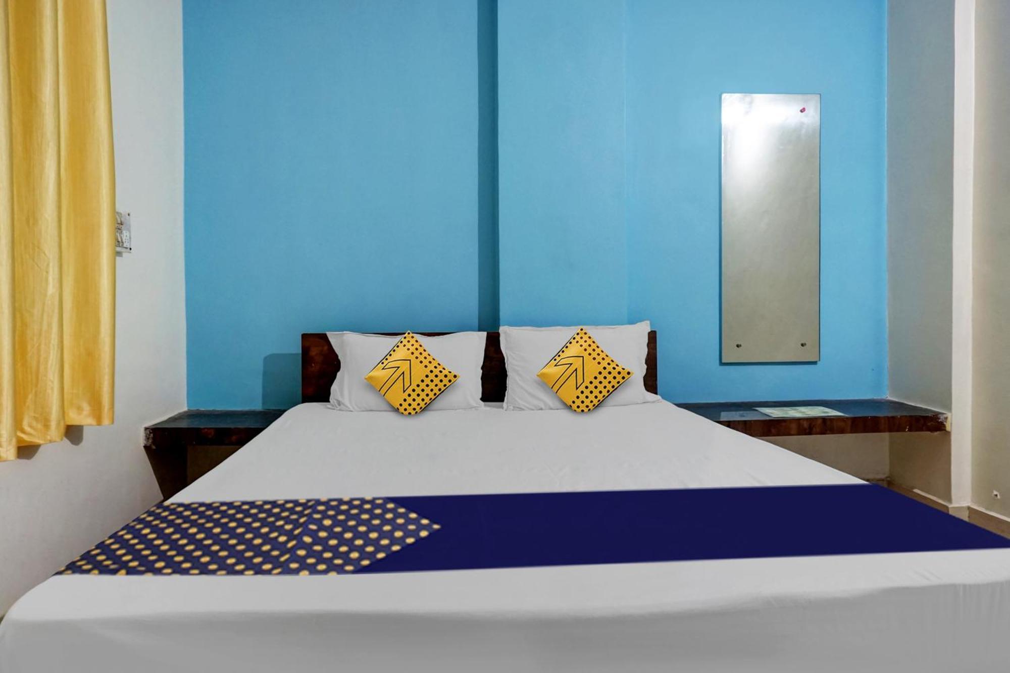 Spot On Samadhan Lodge Pune Exteriör bild