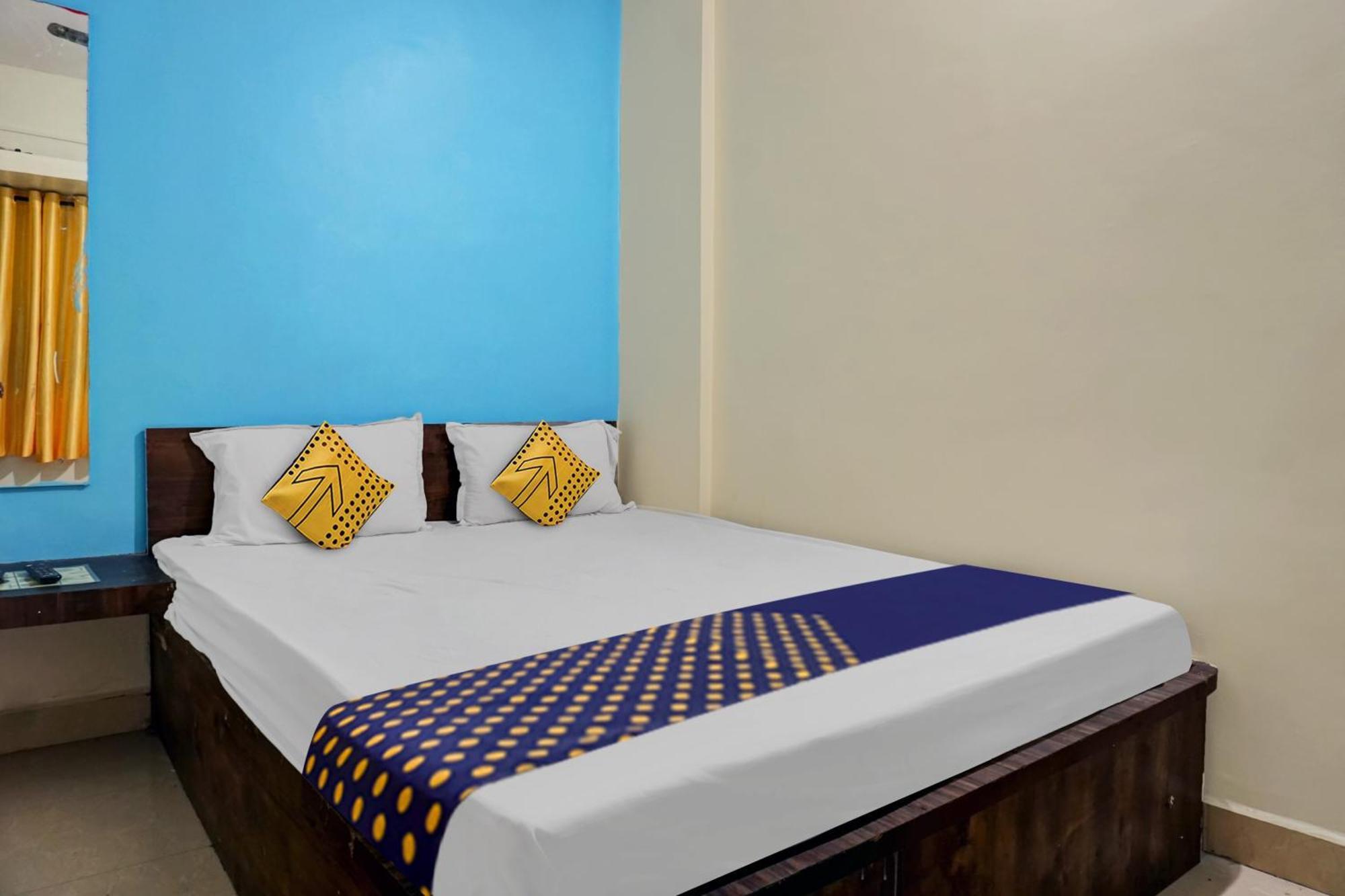 Spot On Samadhan Lodge Pune Exteriör bild