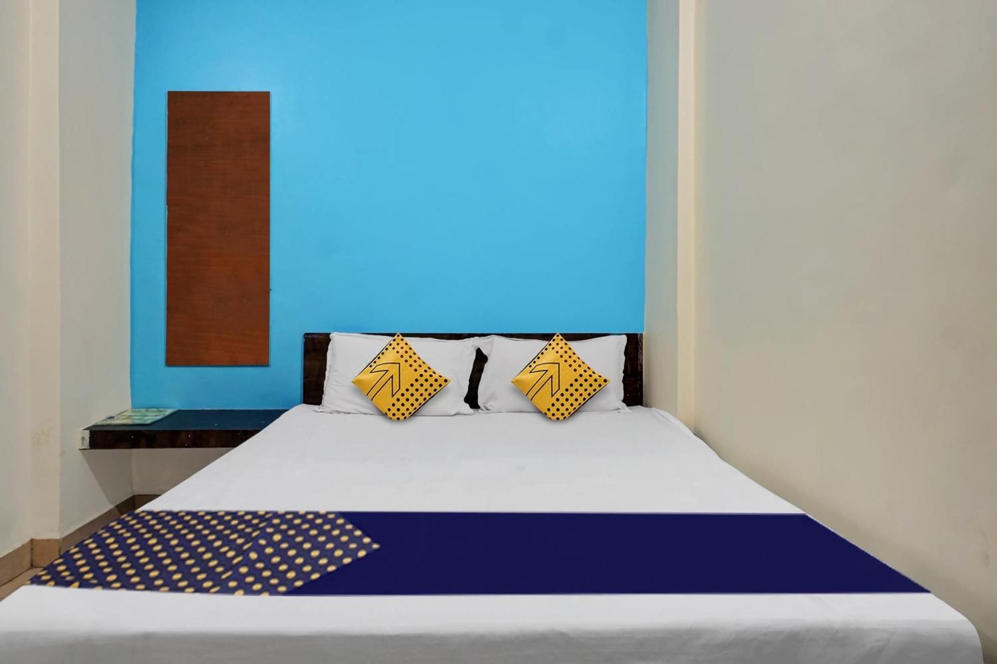 Spot On Samadhan Lodge Pune Exteriör bild